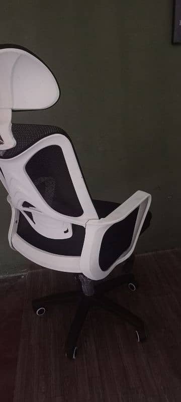 Imported Office chair, Hkule soft ao ha zabardast taweghe ao up down. 3