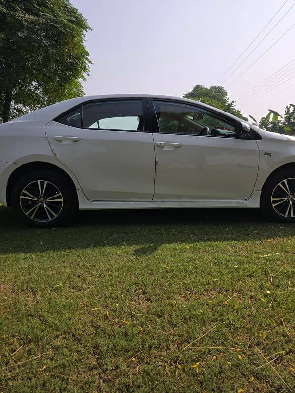 Toyota Corolla Altis 2019 9