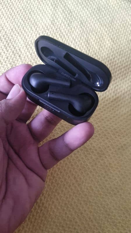 Aukey TWS wireless earbuds 2