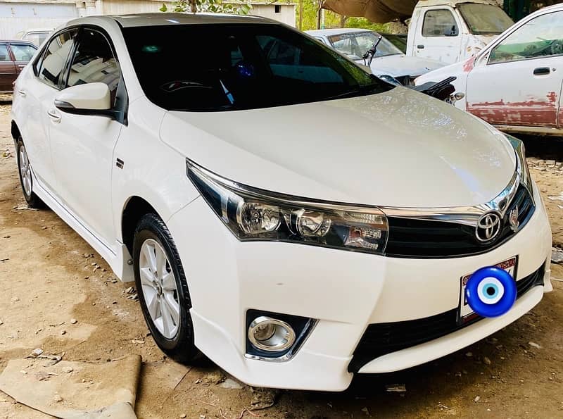 Toyota Corolla Altis 2015, Golden Registration No 0