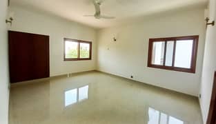 DHA PHASE 6, 500 Yards FULLY RENOVATED BUNGALOW FOR SALE.