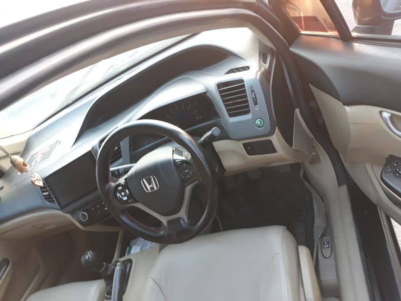 Honda Civic VTi 2013 6