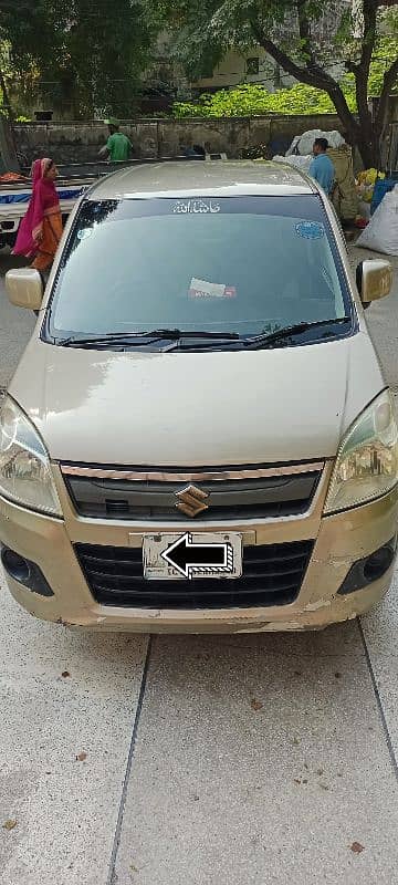 Suzuki Wagon R 2015 1