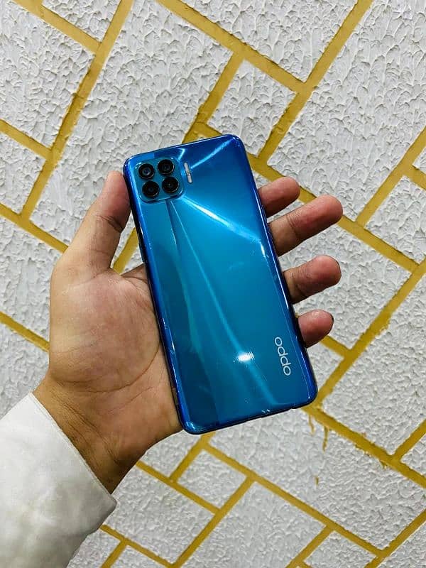 Oppo F17 Pro 0