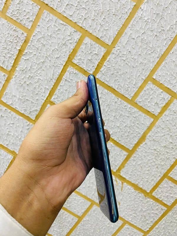 Oppo F17 Pro 1