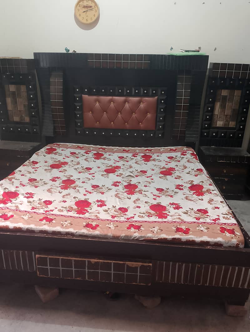 urgent sale bed and dressing contact 0301-5016653 1