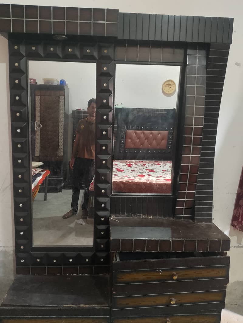 urgent sale bed and dressing contact 0301-5016653 2