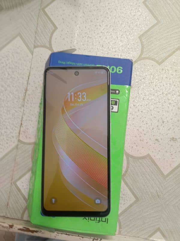 Infinix smart 8.4+4 gb ram 64gb rom 2