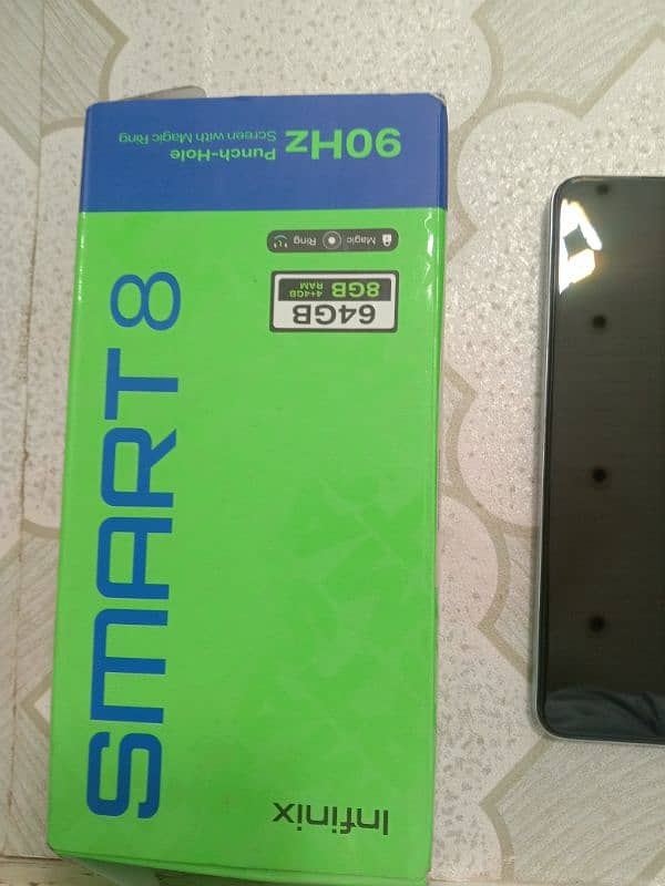 Infinix smart 8.4+4 gb ram 64gb rom 3