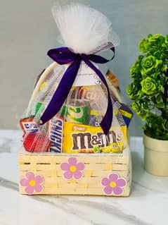 gift baskets and box available customized gifts for birthday