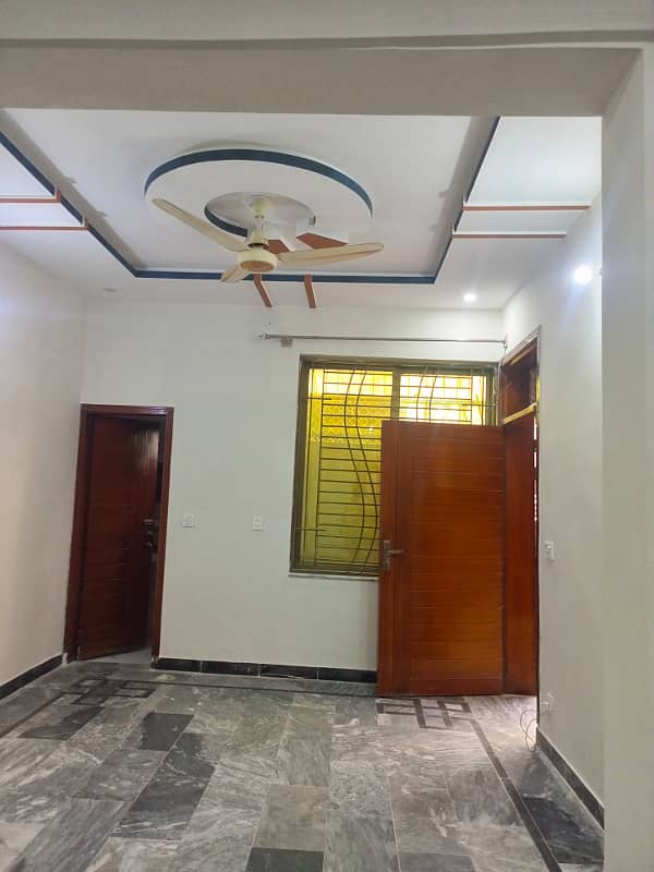 Ground portion house for rent. Near nust double road. 10