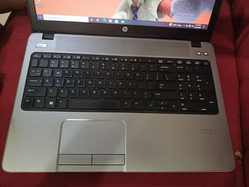 Hp Probook 4th gen with 8gb 500gb hdd 1