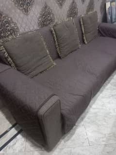 5 seater sofa urjent sale