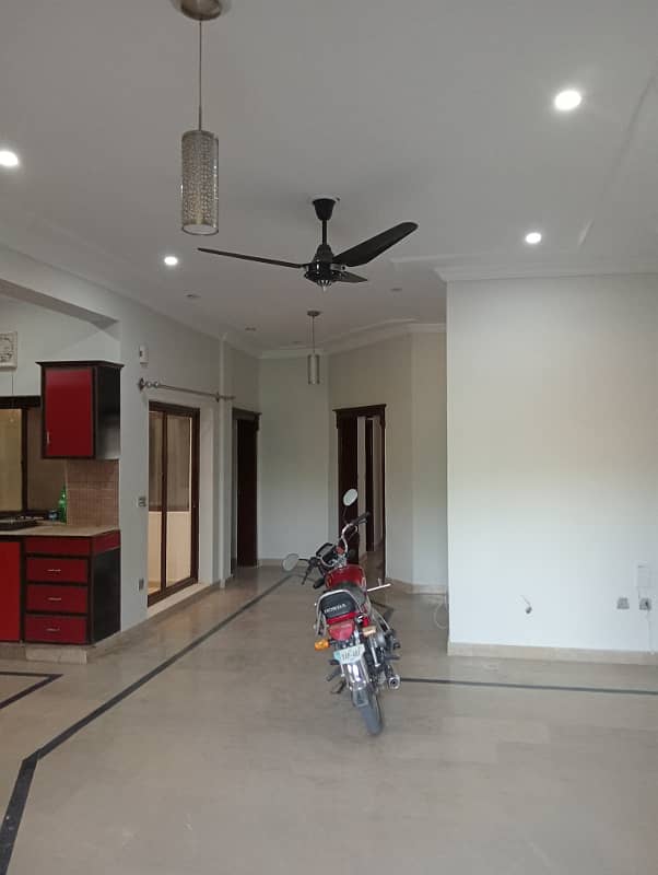 7marla 4beds neat and clean house for rent in G 13 3 islamabad 6