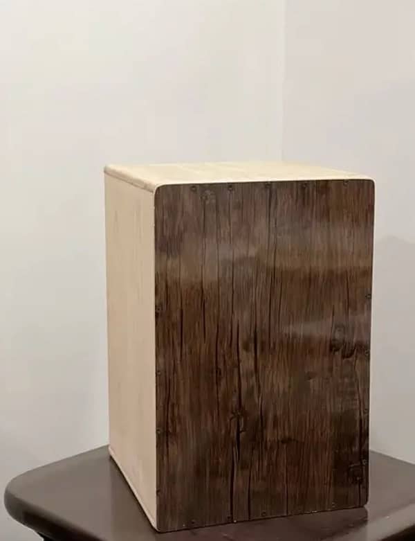 cajon/beat box /clap box 1