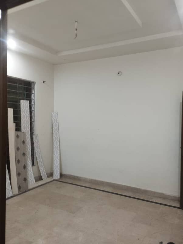 6.5 Marla Well Constructed Lower Portion For Rent In Muslim Town Number 01 Sargodha Road Faisalabad 12