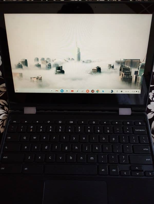 Lenovo Chromebook Touchscreen 2