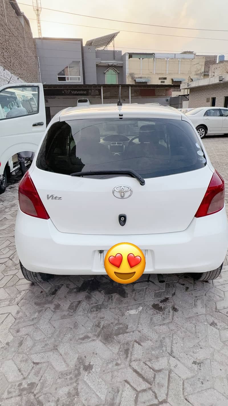 Toyota Vitz 2007 /2012 3