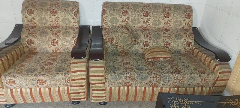 preloved sofa set and deewan 1