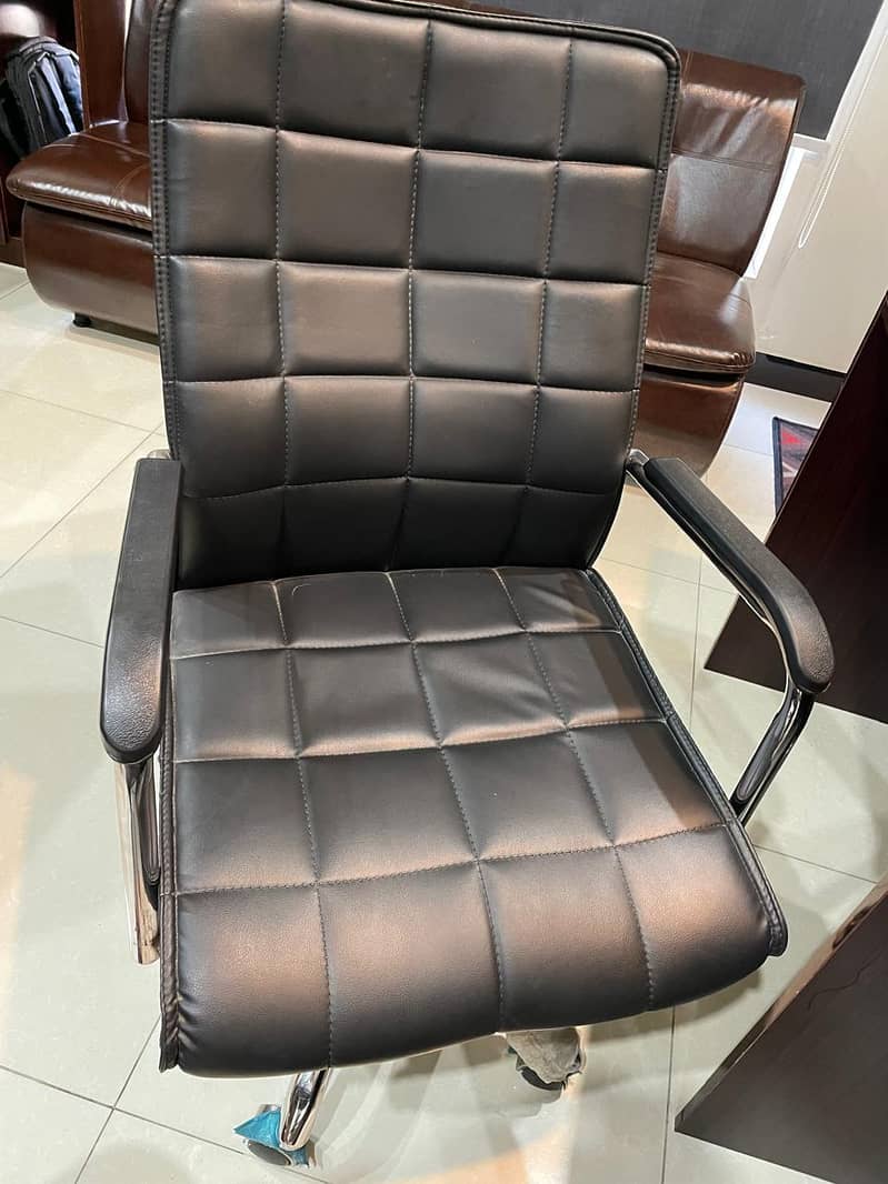 Executive chairs premium quality comfortable chairs 1