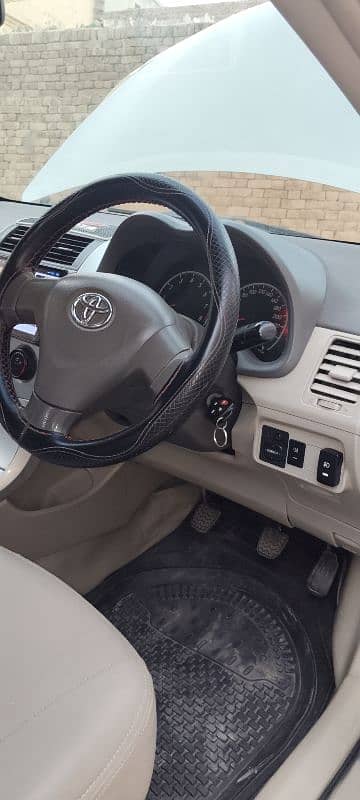 Toyota Corolla GLI 2010 14