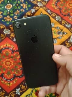 iPhone 7 , 128 GB full 10 by 10 condition