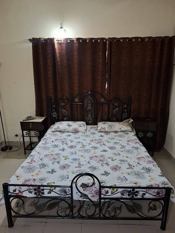 heavy wrought iron bed set for sale 0