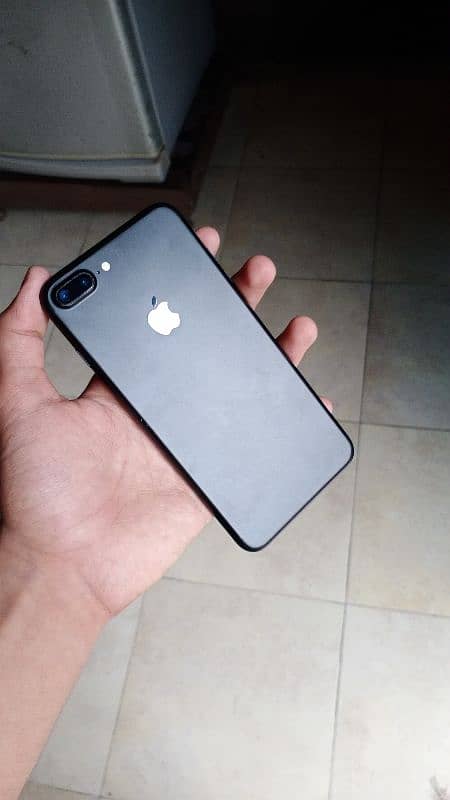 iphone 7 Plus official pta approved 0