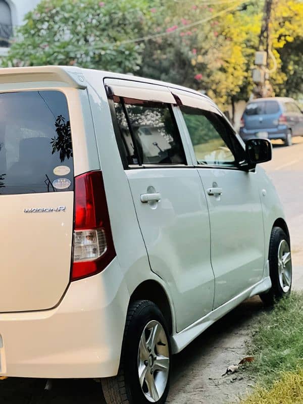 Suzuki Wagon R 2013 4