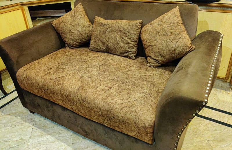 Sofa Set 5 Seater 2