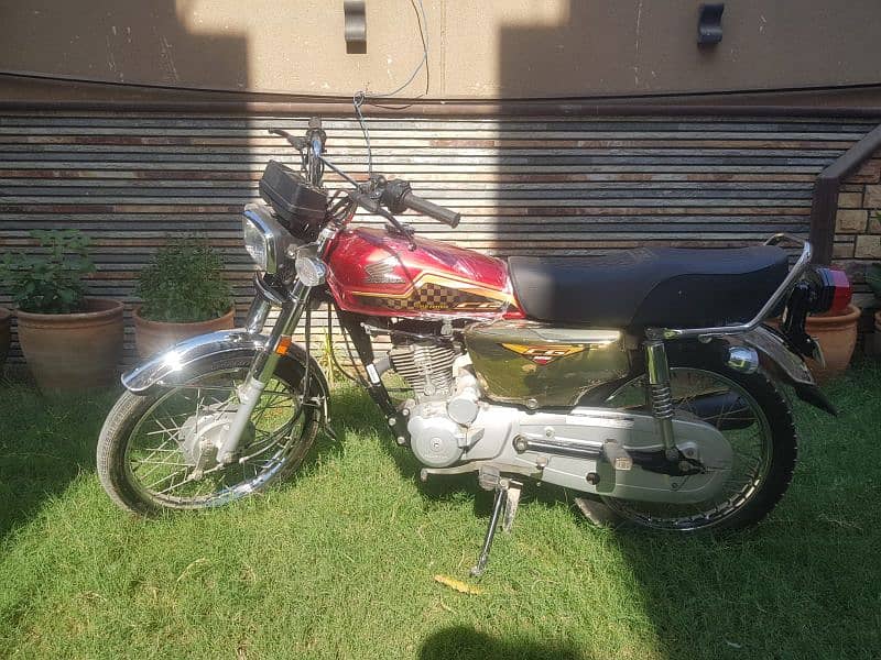 HONDA CG125 GOLD EDITION FOR SELL 3