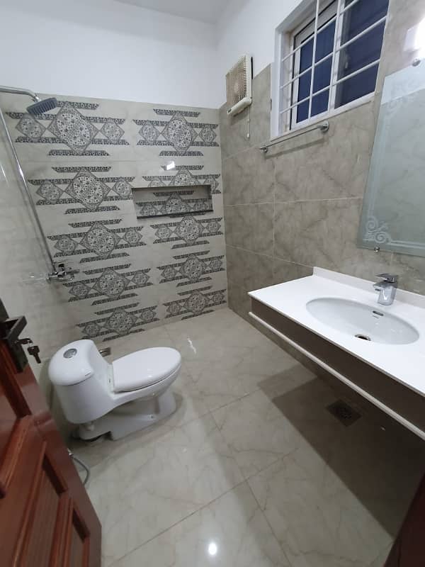 14 Marlas Tile Flooring Upper Portion With Servant Near Market &Amp; Park G-13/4 24