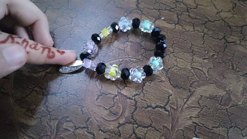 we have beautiful bracelets in cheap prices. 6