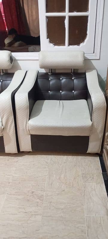 Regzine 7 Seater Sofa Set 5