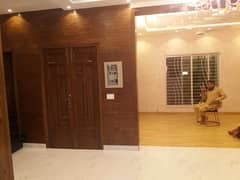 10 Marla House For Sale in Sector E Bahria Town Lahore 0