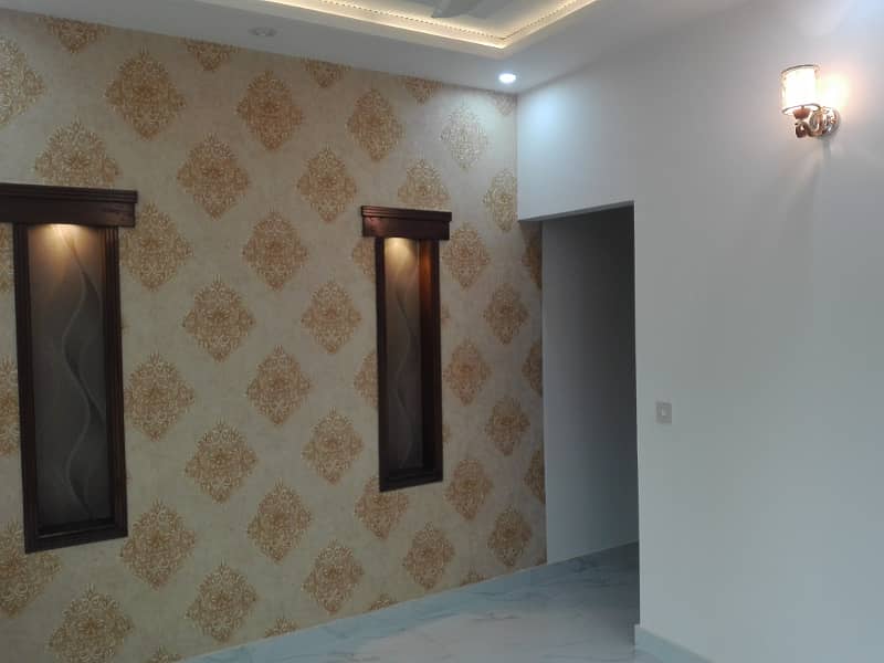 10 Marla House For Sale in Sector E Bahria Town Lahore 10