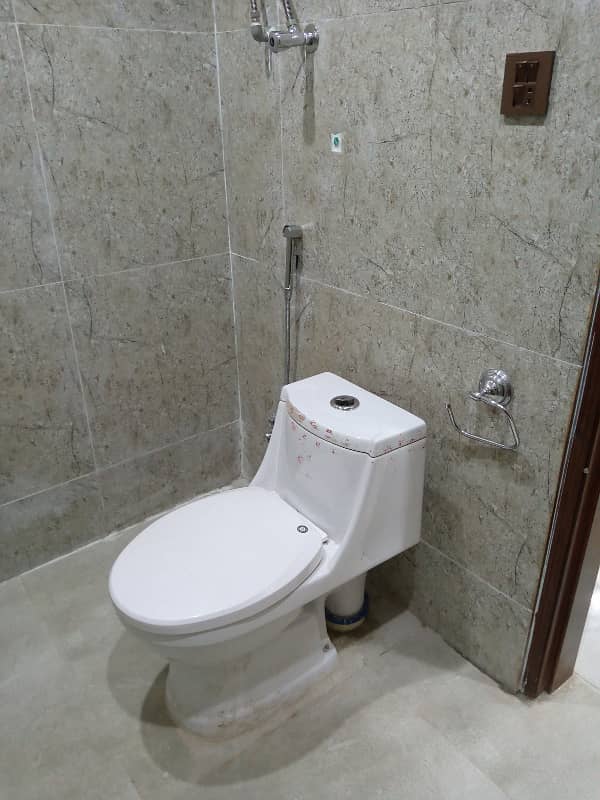 1 Bed Flat is Available For Rent in Sector E Bahria Town Lahore 6