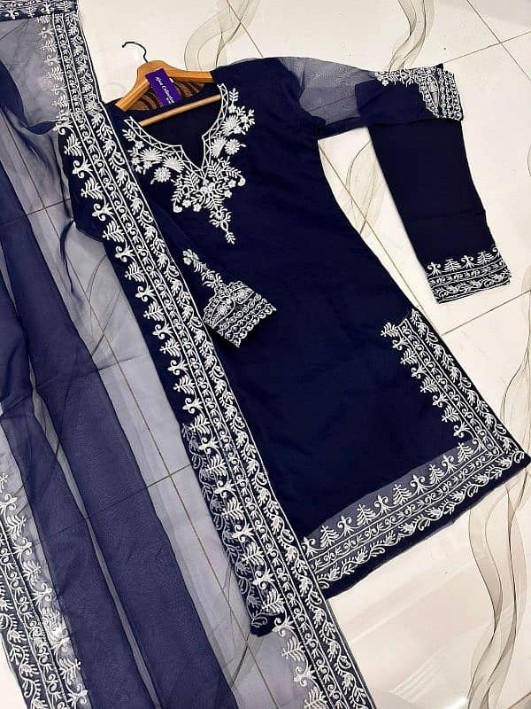 Ladies Formal | Party | Wedding | stiched Dresses For Sale (DEMANDING) 3