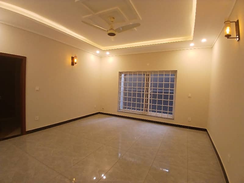 1 kanal brand new upar portion for rent DHA phase 2 11