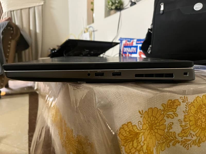 Dell Latitude 7730 Workstation - 6 GB Grahic Card - Mint Condition 5