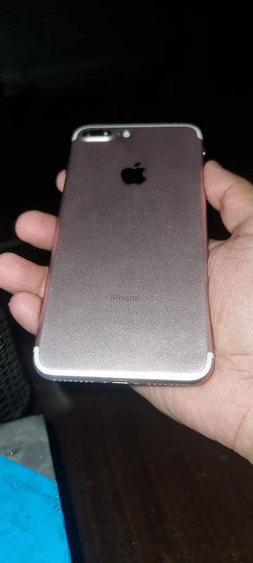 iphone 7 plus  32 GB pta approved 2