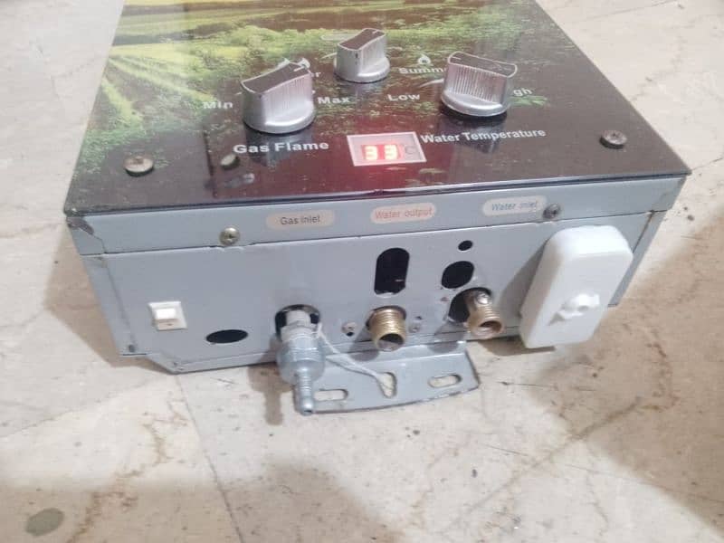 delta gyser in very good condition. 5