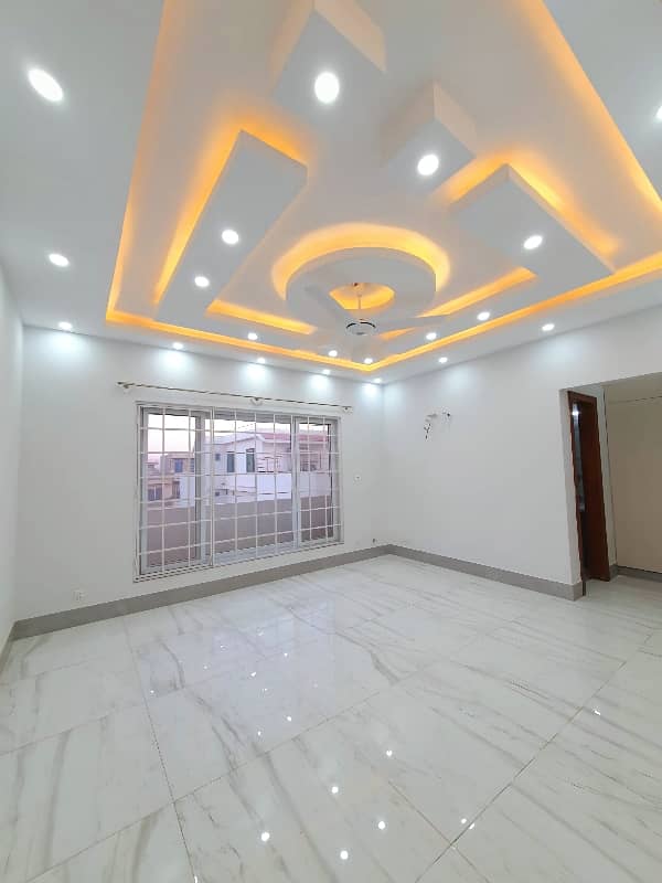 14 Marlas Tile Flooring Upper Portion With Servant Quarter Available in G-13 13