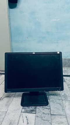 HP LCD wide Screen 19’ 0