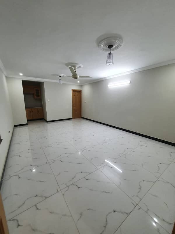 14 Marlas Tile Flooring Upper portion With Servant Quarter G-13 17