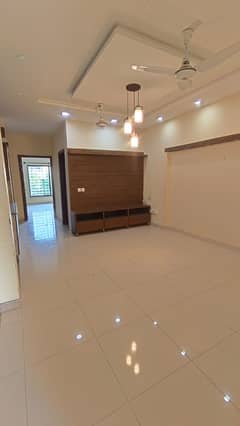 10 marla house for rent in bahria phase 3