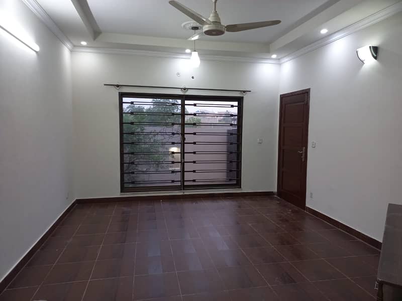 10 marla house for rent in bahria phase 3 9