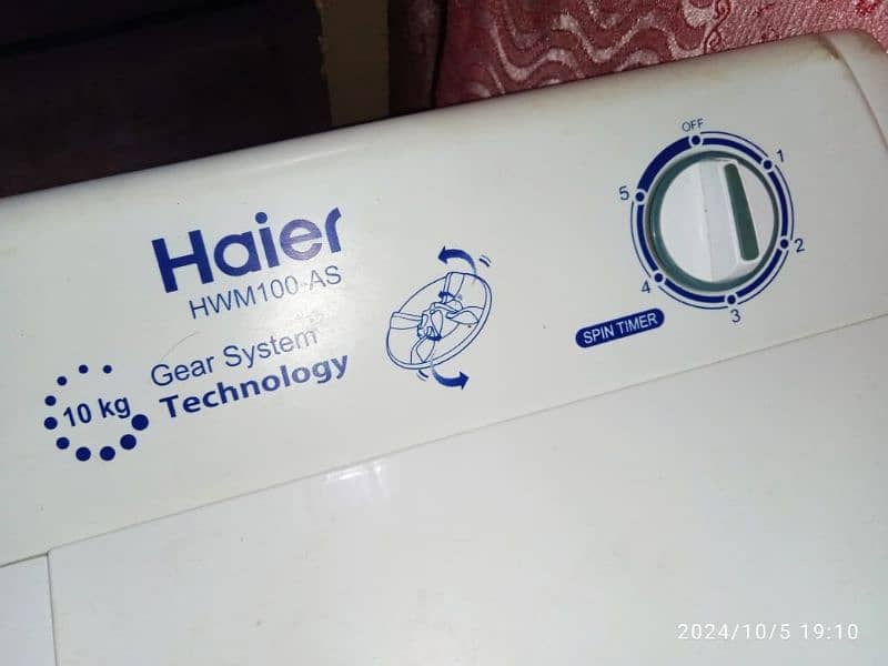 Haier washing machine Twin tub Model Number 1