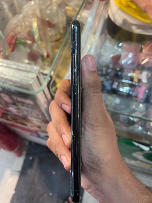 i phone 11 pro max 64 gb non pta 3