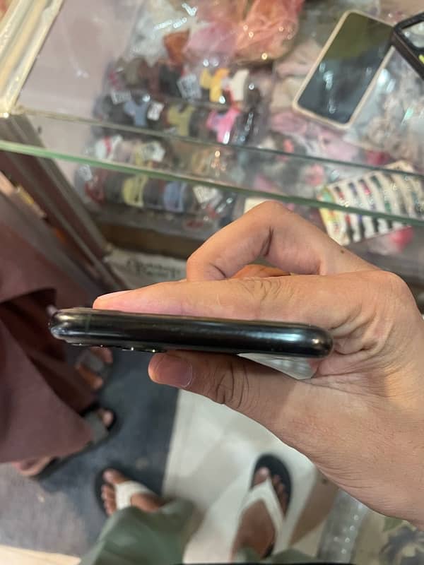 i phone 11 pro max 64 gb non pta 4